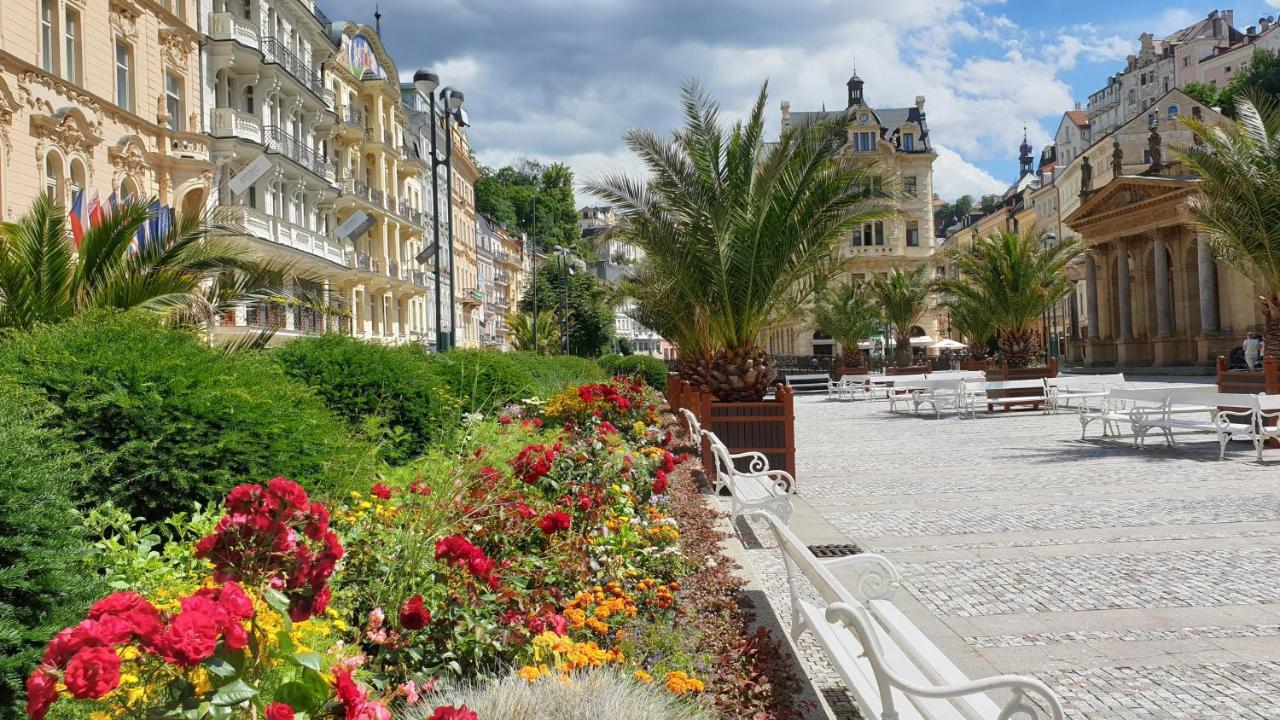 Spa Apartment Raisova Karlsbad Buitenkant foto